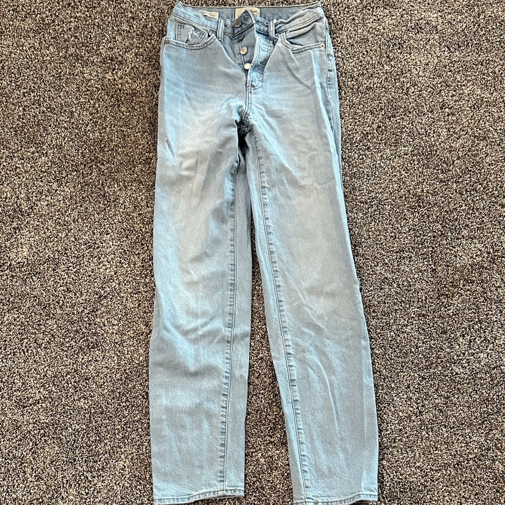 Women’s straight legged jeans